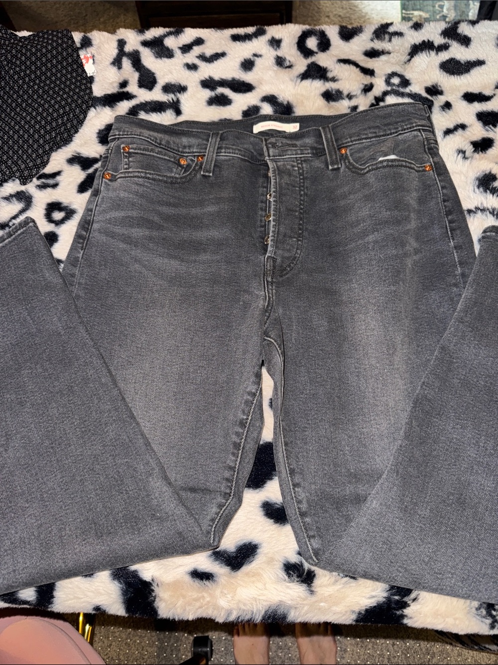Levi’s High-Rise Wedgie Straight Women's Gray Button-Fly Jeans